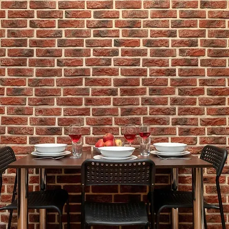 Stylish In An Ideal Location With Parking In By Renters